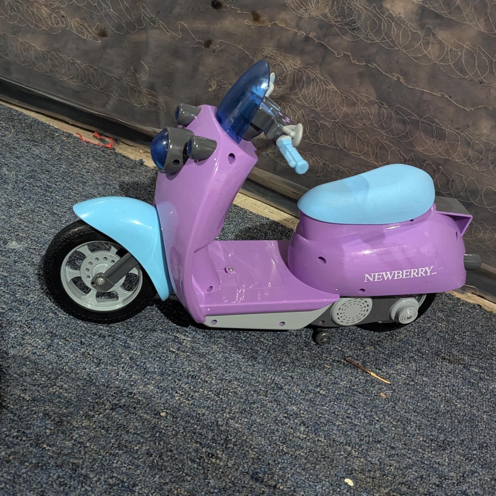 Newberry Motorbike Scooter For Barbies In Great Condition